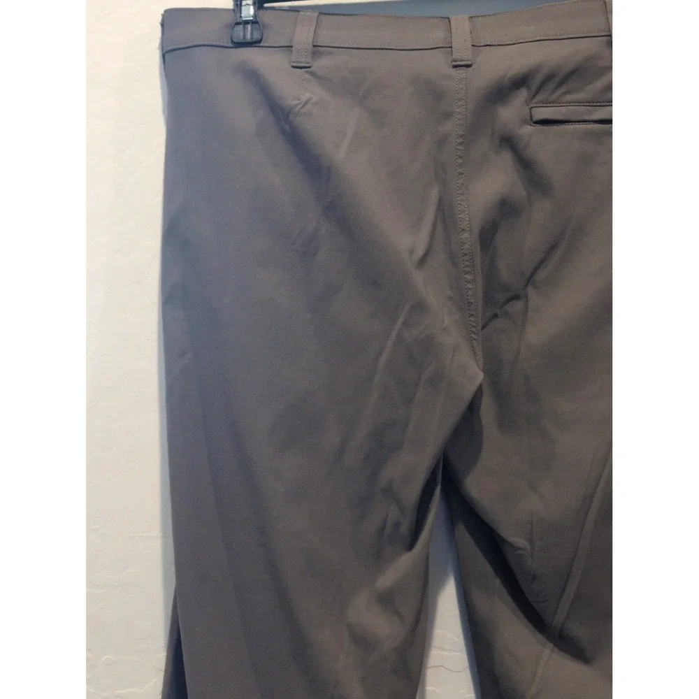 Eddie Bauer Men's 36 X 32 Performance Pants Olive Green Stretch Straight Leg